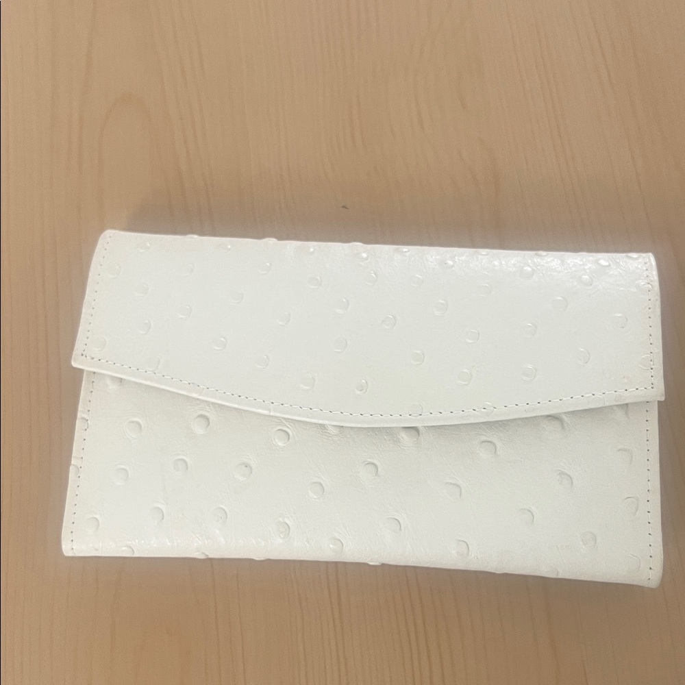 Vera Pelle genuine leather textured off White Clutch. Never been used
